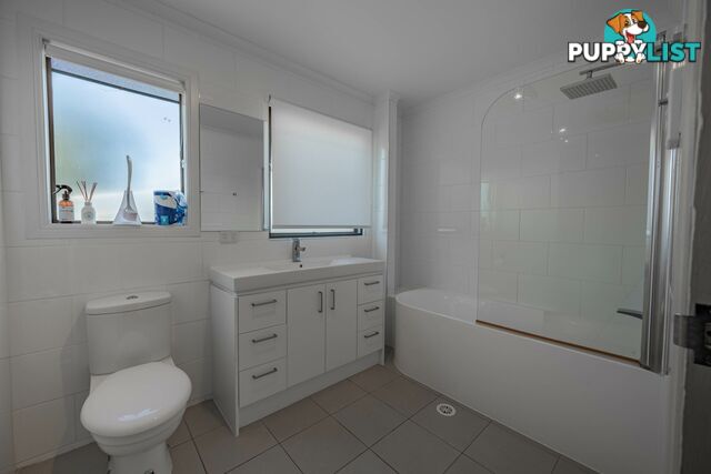 5 Bunning Street RUSSELL ISLAND QLD 4184