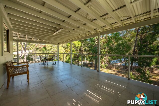 5 Bunning Street RUSSELL ISLAND QLD 4184