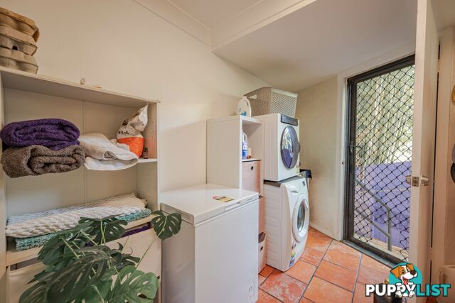 5 Player Court RUSSELL ISLAND QLD 4184