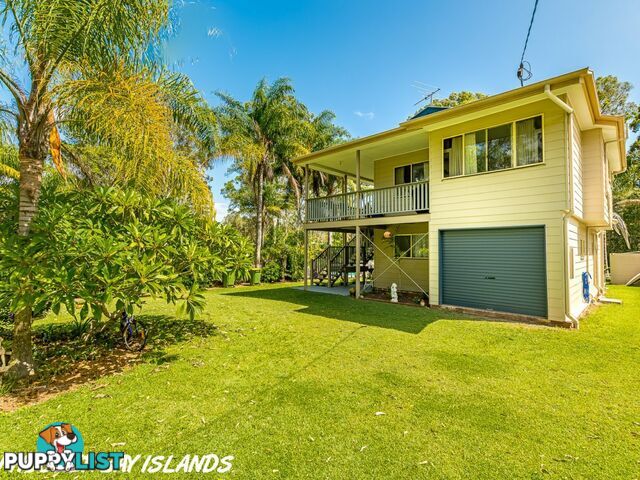 21-25 Leilani Av RUSSELL ISLAND QLD 4184