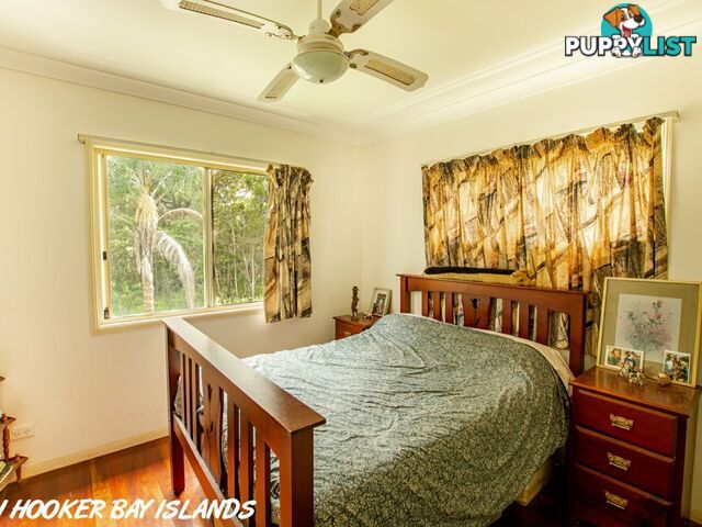 21-25 Leilani Av RUSSELL ISLAND QLD 4184