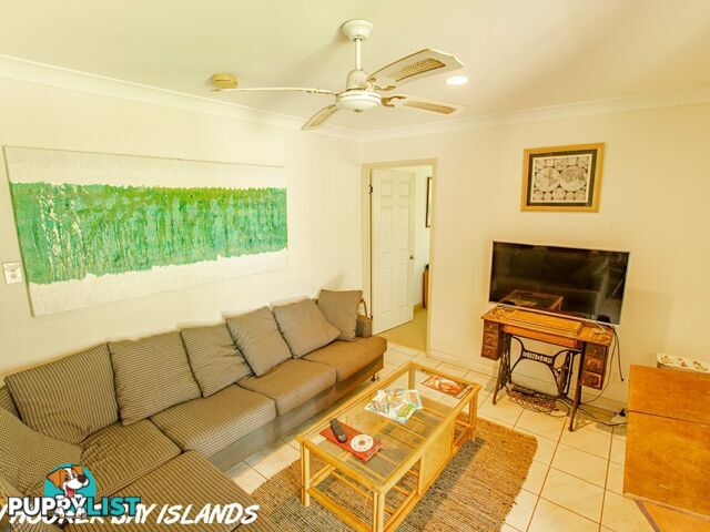 21-25 Leilani Av RUSSELL ISLAND QLD 4184