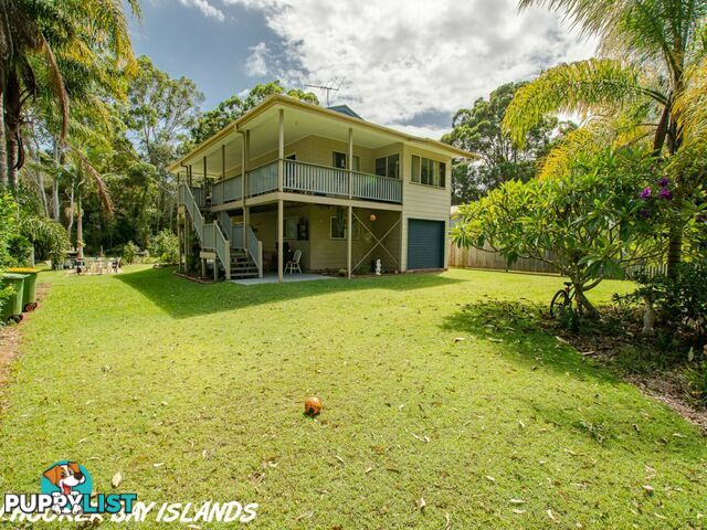 21-25 Leilani Av RUSSELL ISLAND QLD 4184