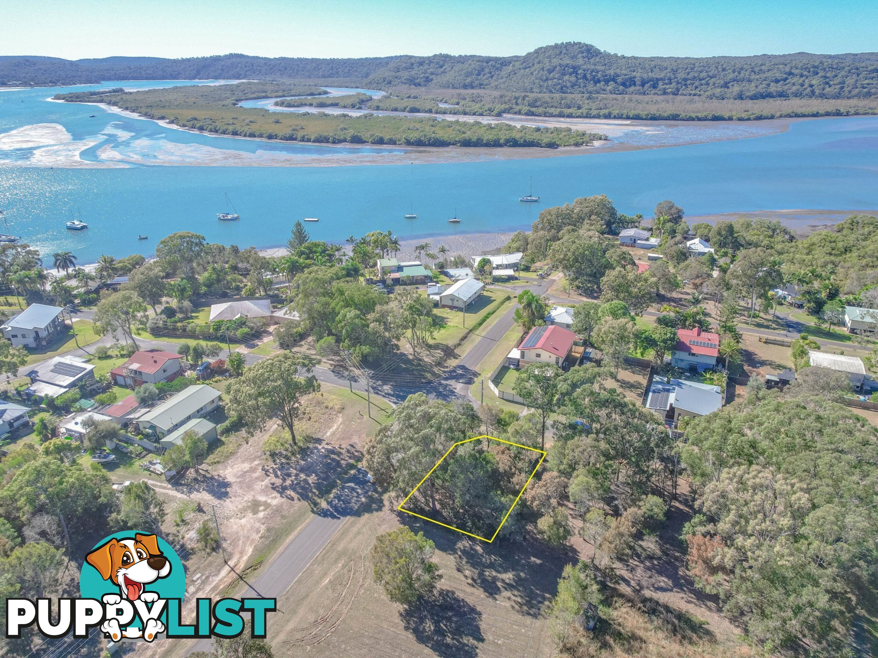 10 Jasper Street RUSSELL ISLAND QLD 4184