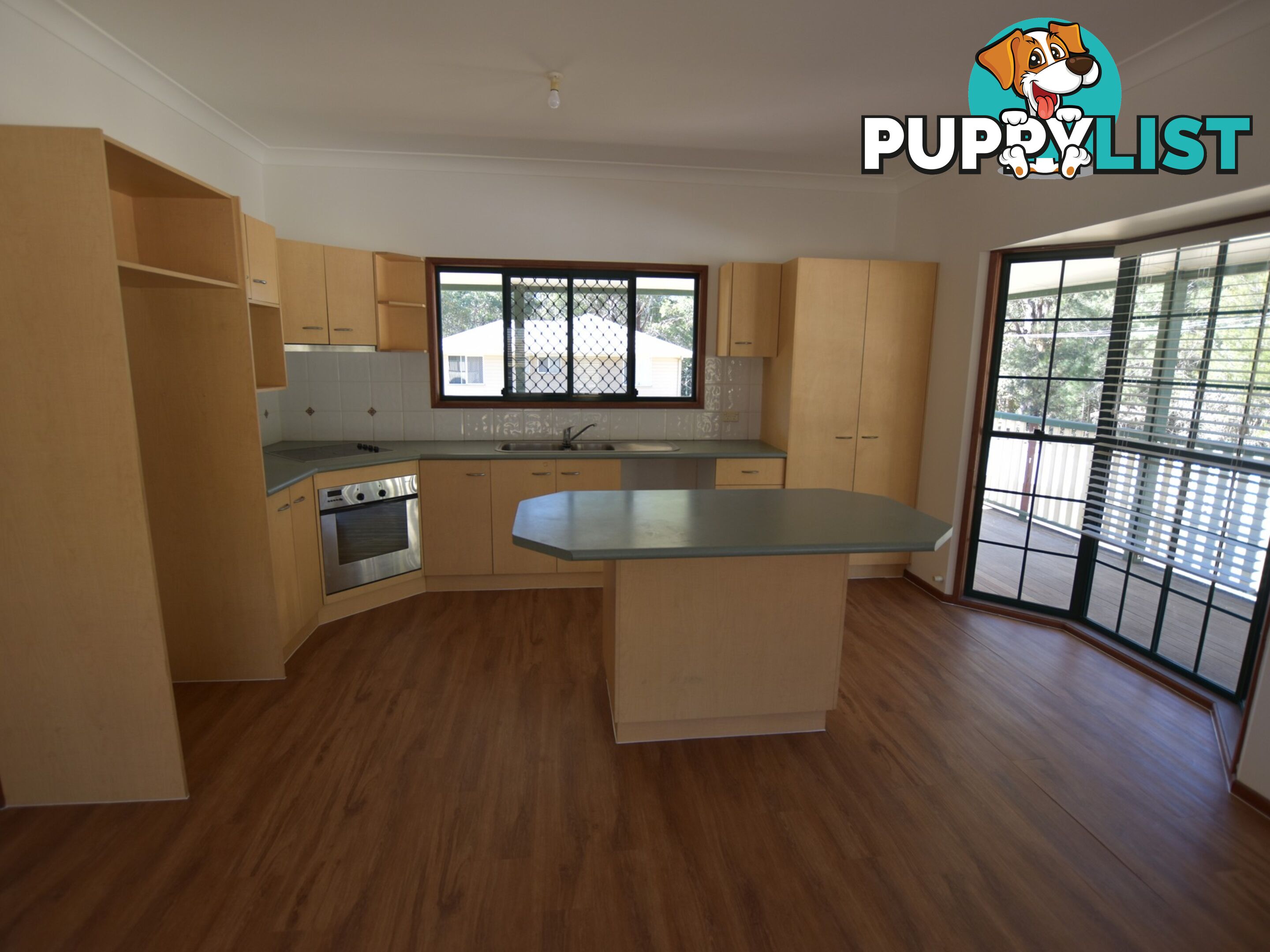 9-17 Sundown Road RUSSELL ISLAND QLD 4184