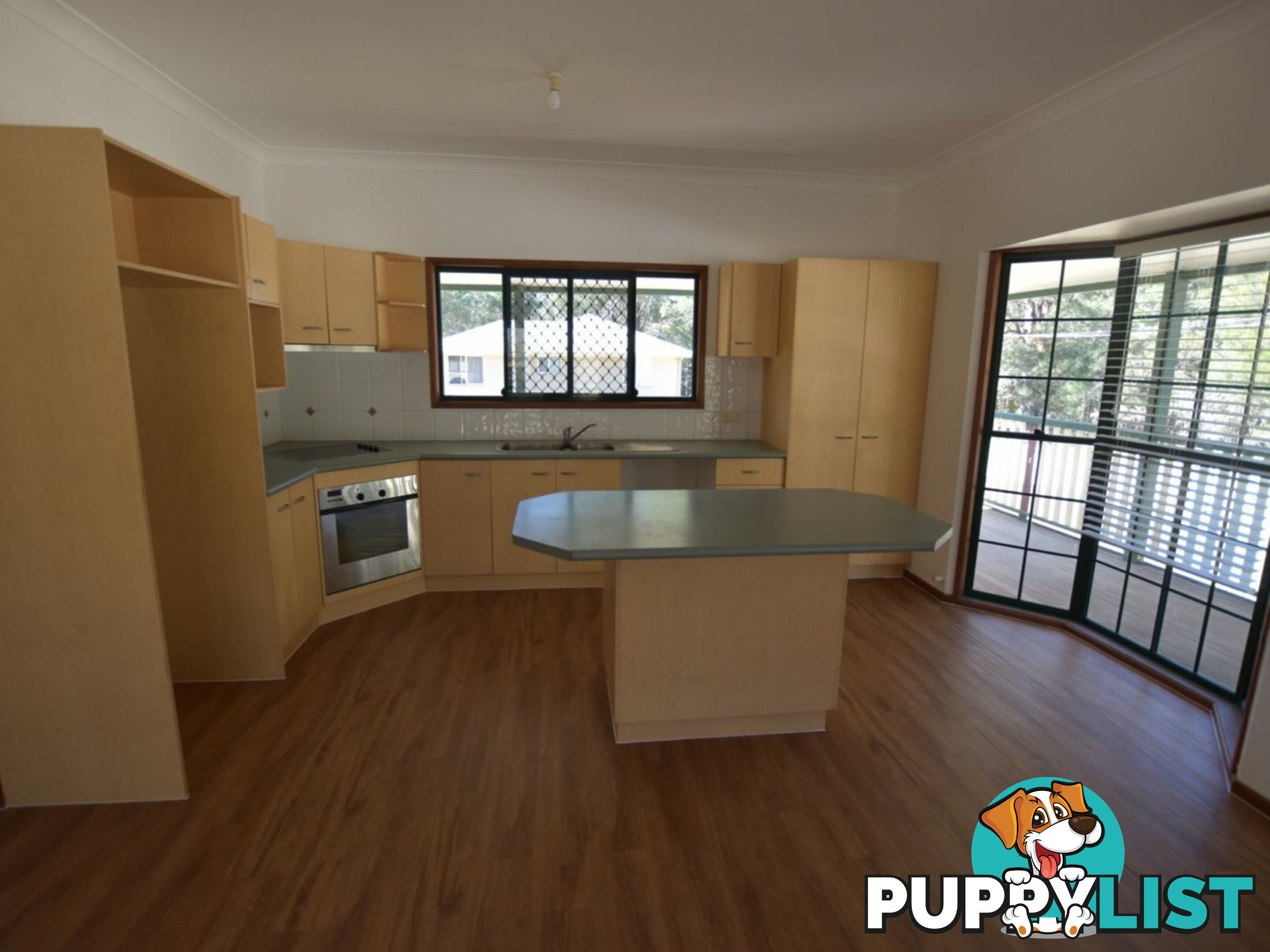 9-17 Sundown Road RUSSELL ISLAND QLD 4184