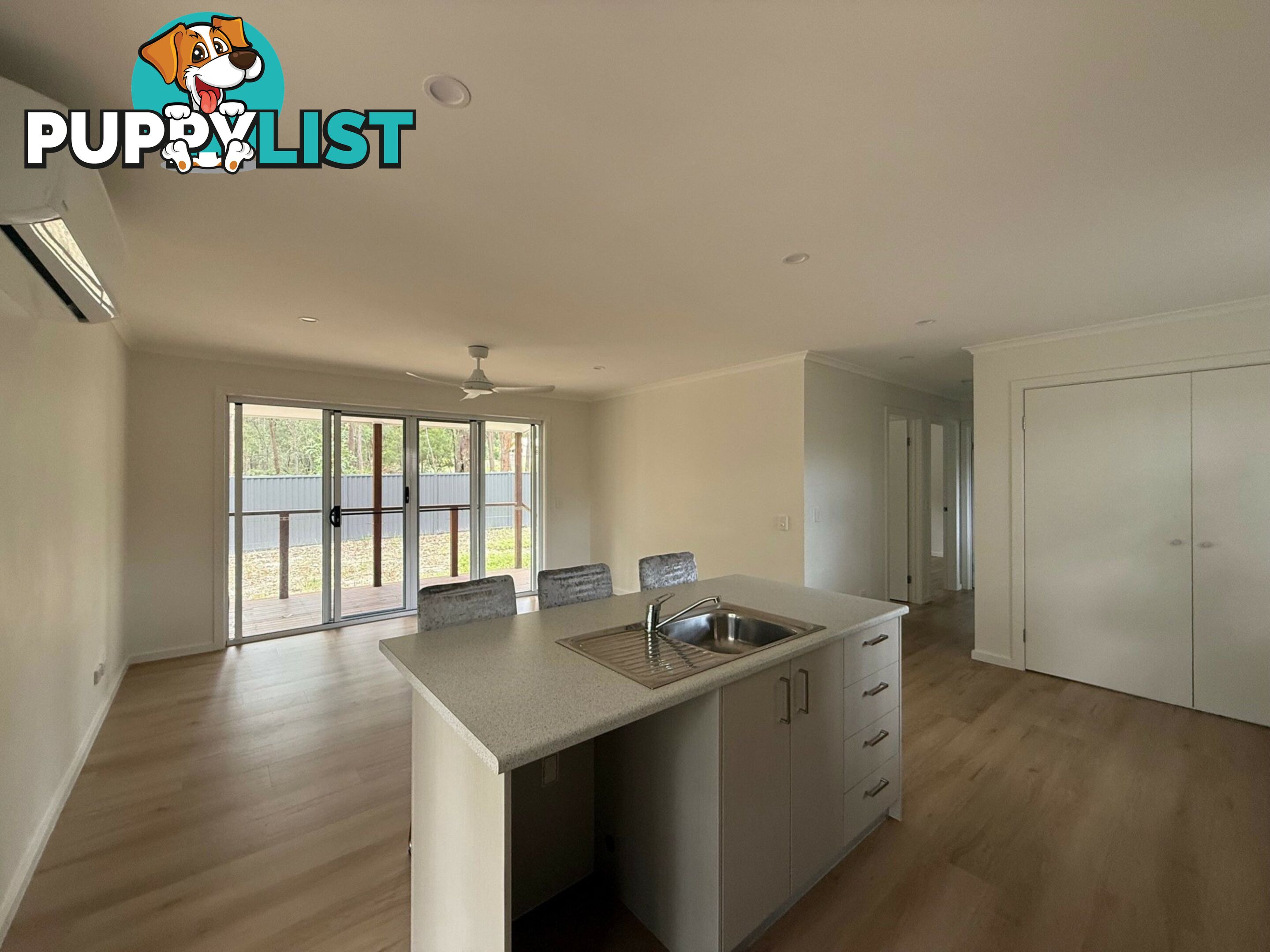 5 Cook Avenue RUSSELL ISLAND QLD 4184