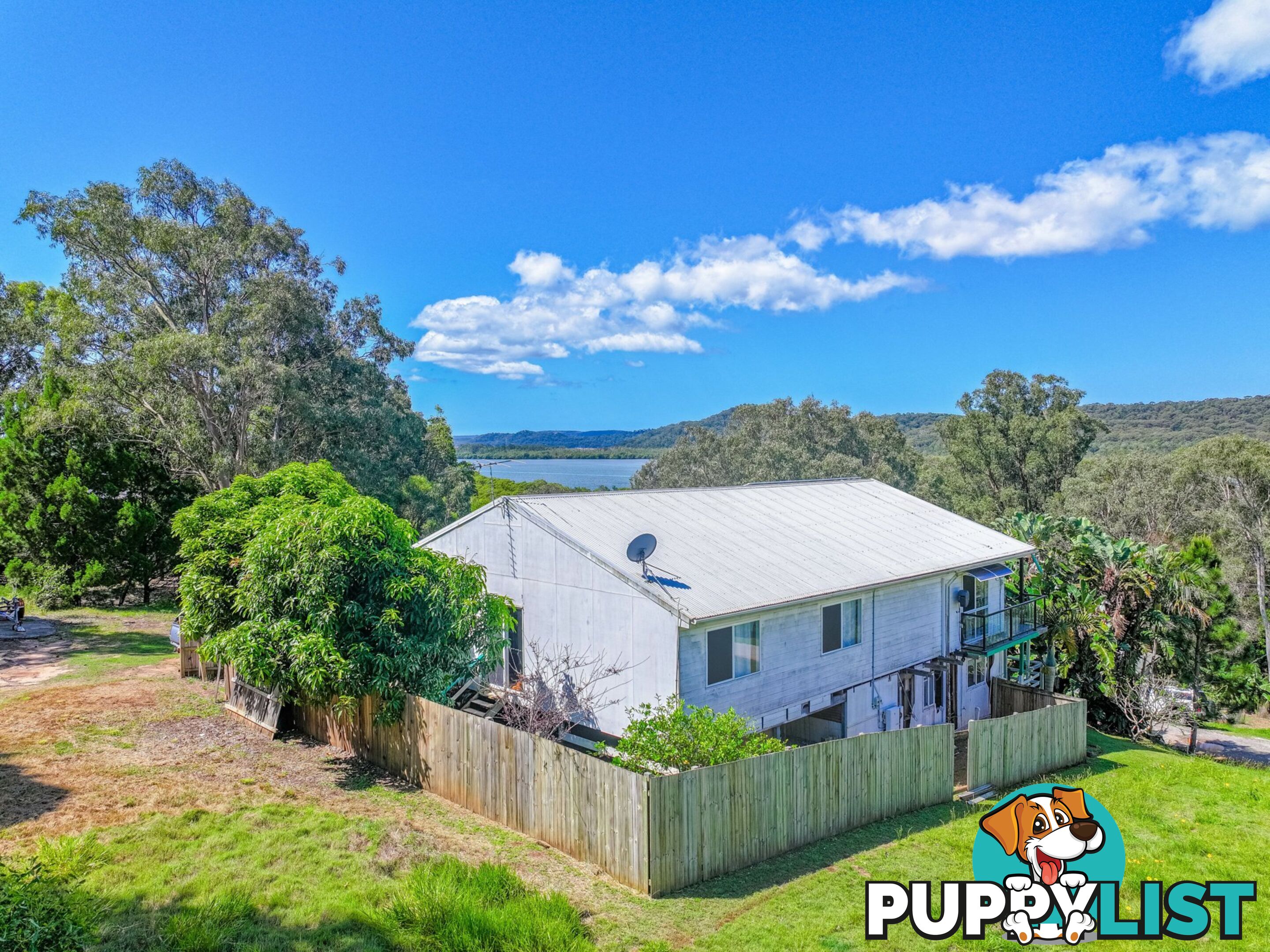 33 Main View Dve RUSSELL ISLAND QLD 4184