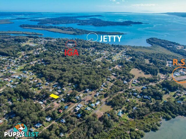 8 Seaview RUSSELL ISLAND QLD 4184