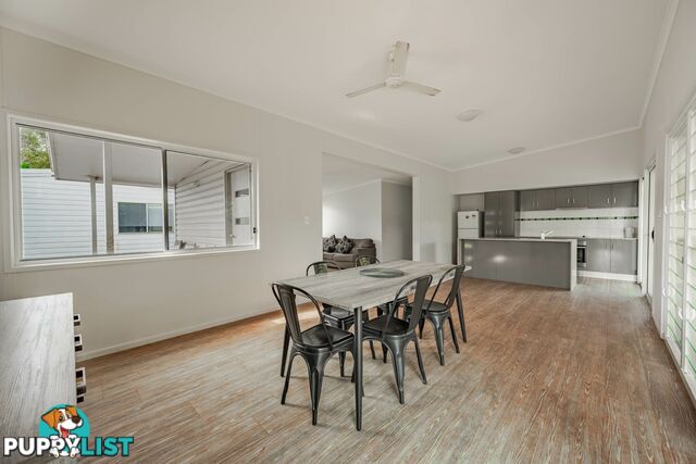 40 Cavendish Street RUSSELL ISLAND QLD 4184