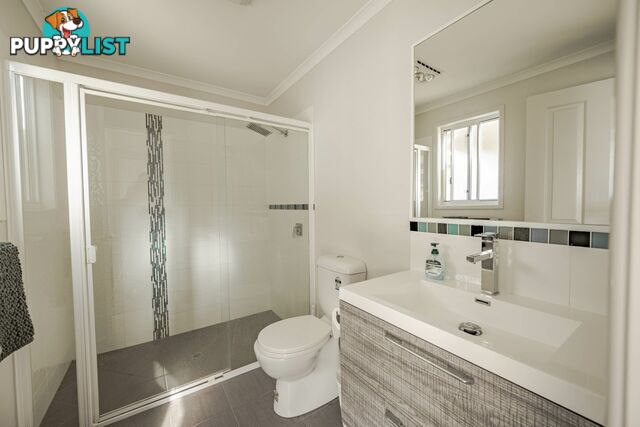 40 Cavendish Street RUSSELL ISLAND QLD 4184