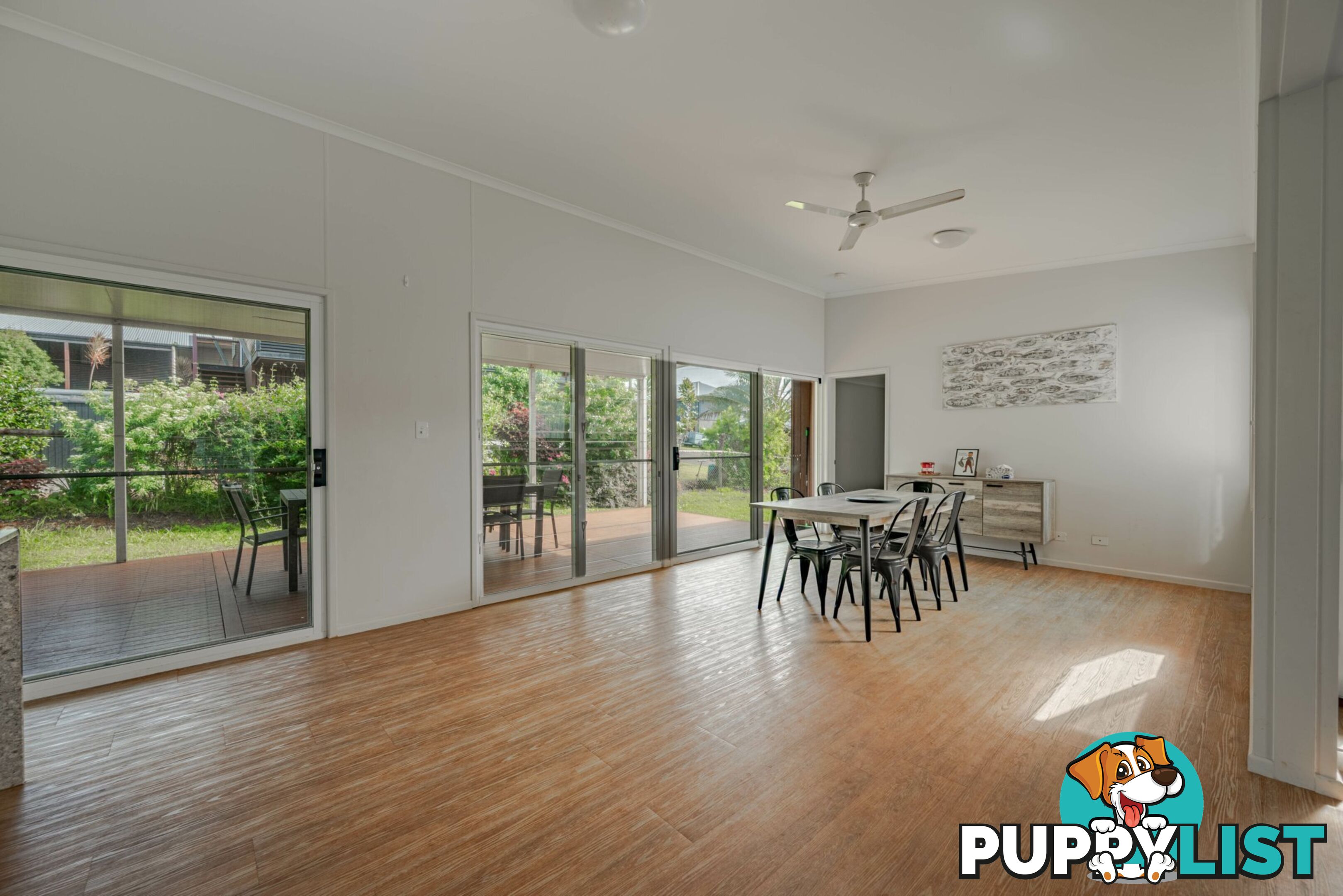 40 Cavendish Street RUSSELL ISLAND QLD 4184