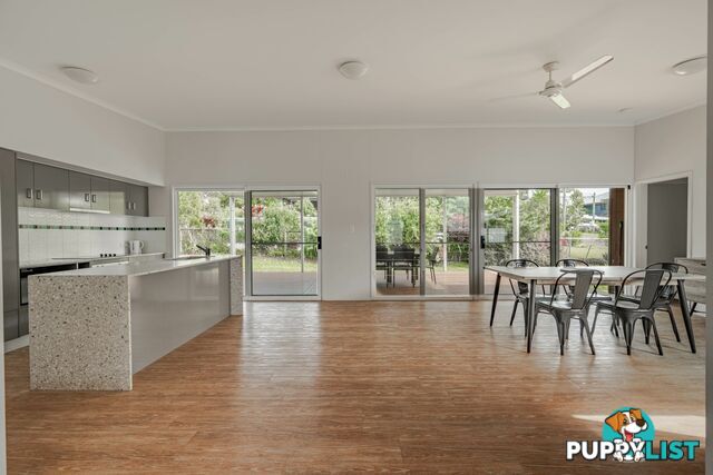 40 Cavendish Street RUSSELL ISLAND QLD 4184
