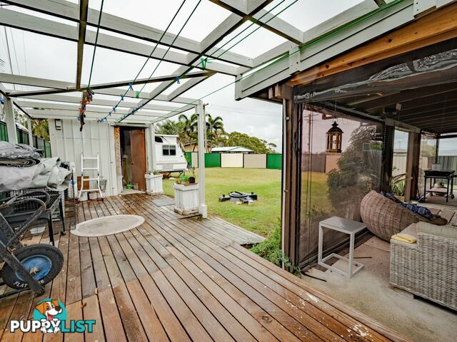 17 Panorama Ave RUSSELL ISLAND QLD 4184