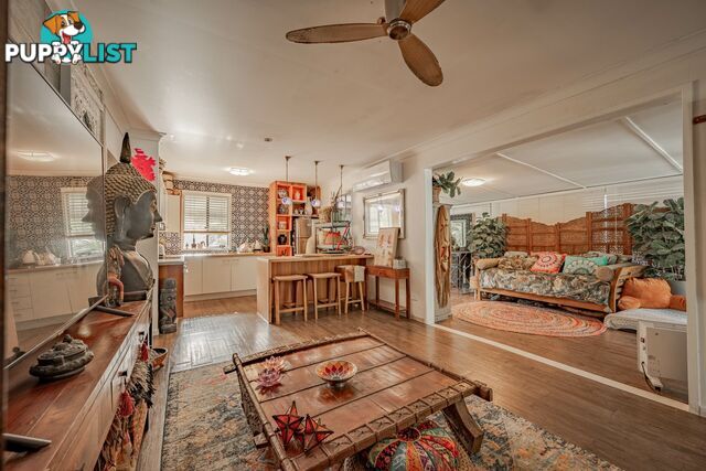 26 Kilpa Avenue RUSSELL ISLAND QLD 4184