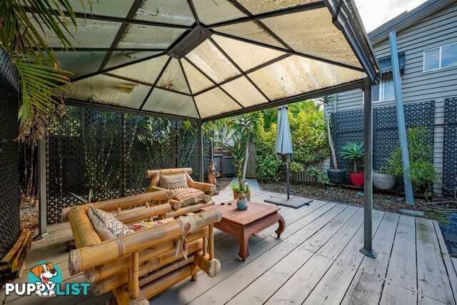 26 Kilpa Avenue RUSSELL ISLAND QLD 4184