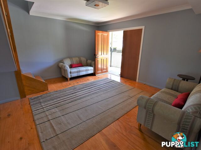 74 Dempsey Street RUSSELL ISLAND QLD 4184