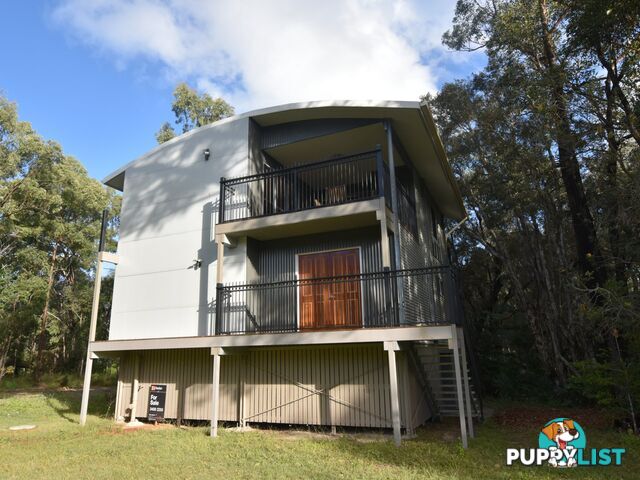 74 Dempsey Street RUSSELL ISLAND QLD 4184