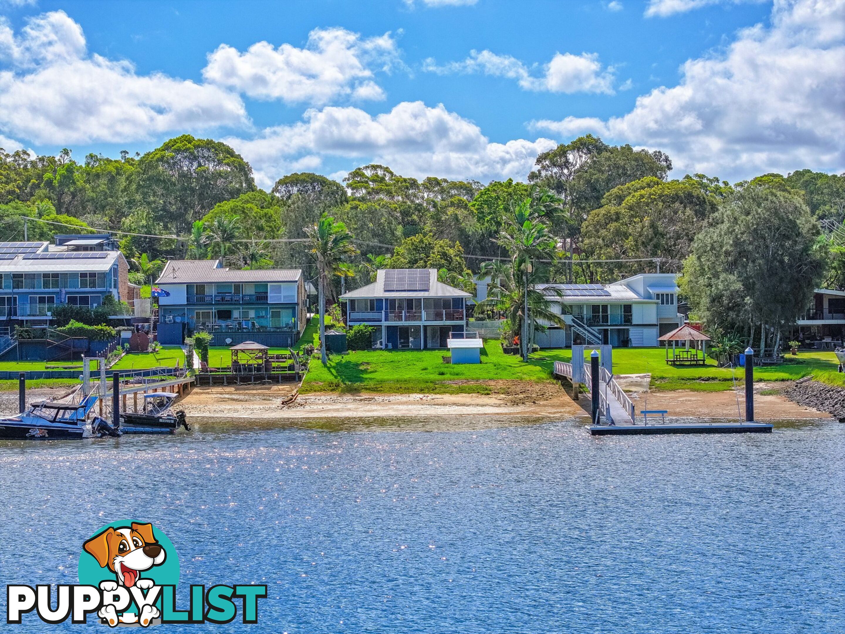 55 Wahine Dve RUSSELL ISLAND QLD 4184