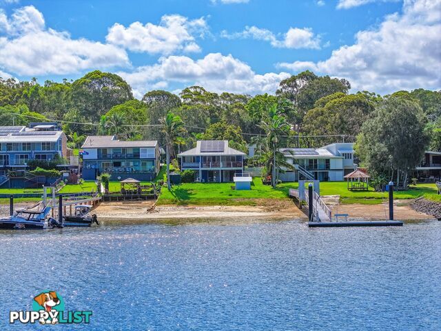 55 Wahine Dve RUSSELL ISLAND QLD 4184