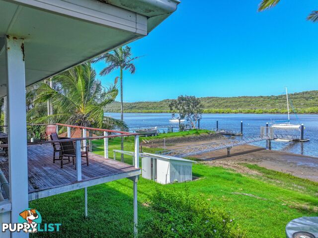 55 Wahine Dve RUSSELL ISLAND QLD 4184