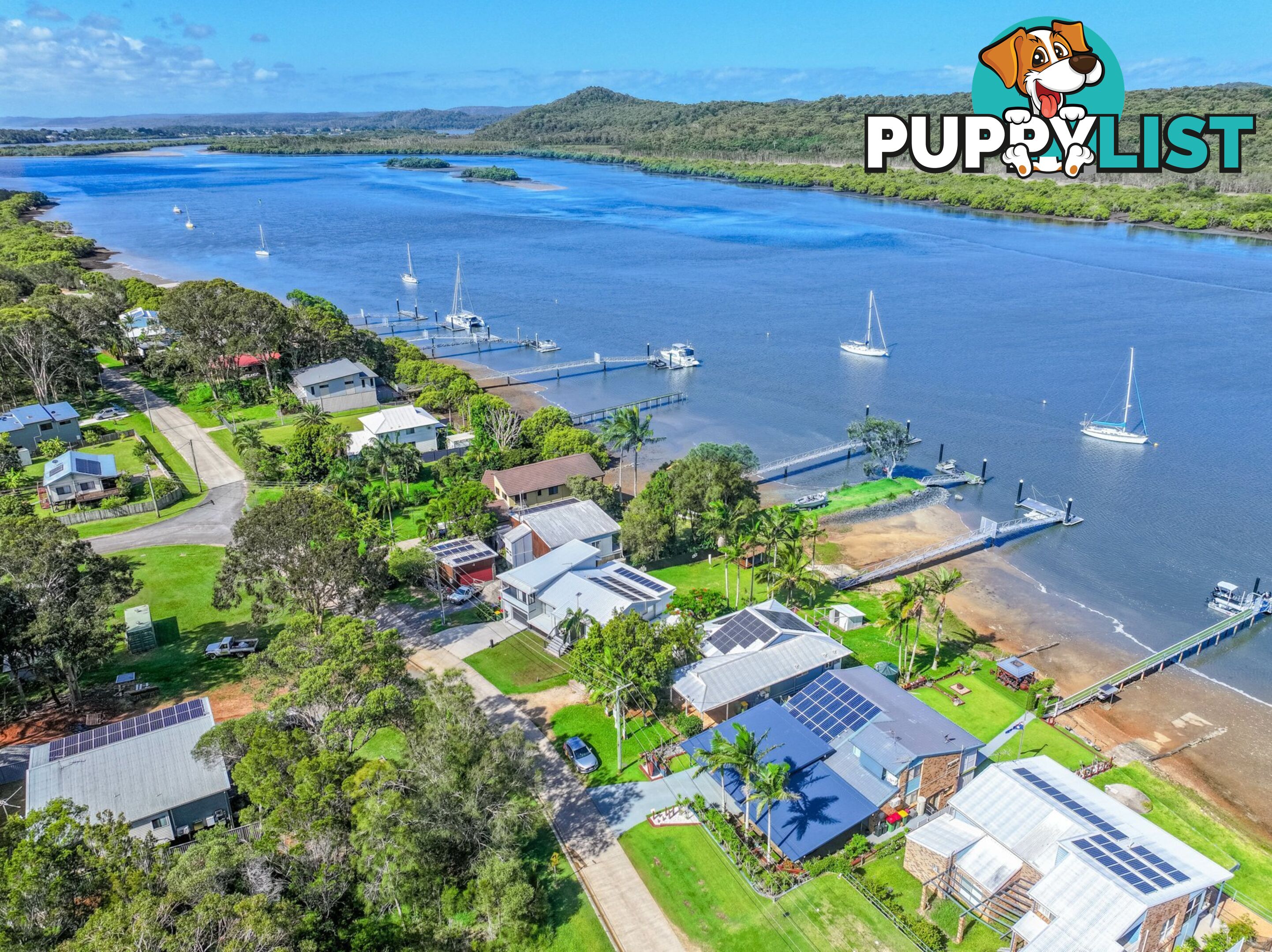 55 Wahine Dve RUSSELL ISLAND QLD 4184