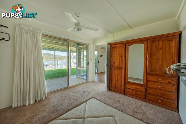 55 Wahine Dve RUSSELL ISLAND QLD 4184