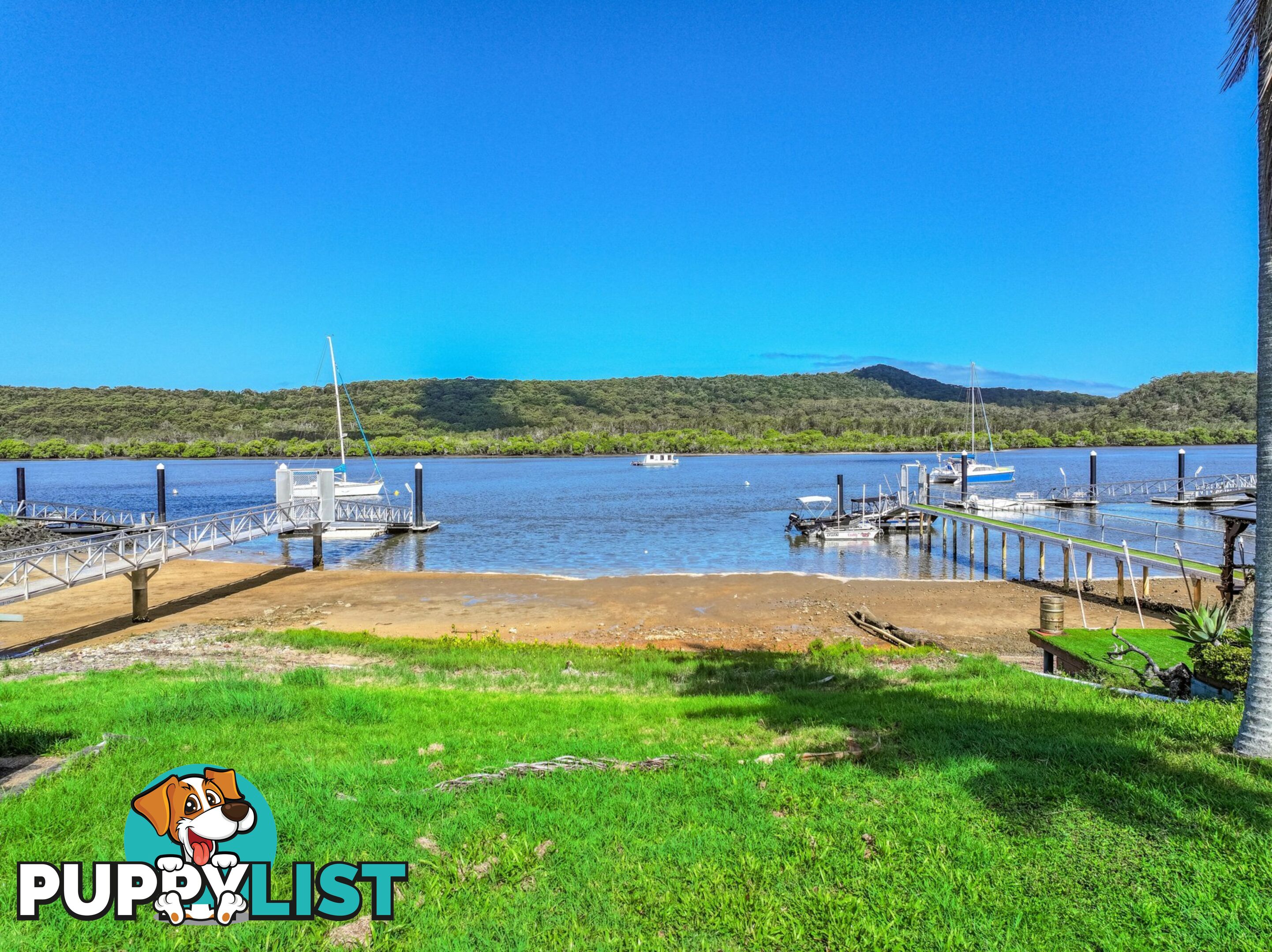 55 Wahine Dve RUSSELL ISLAND QLD 4184