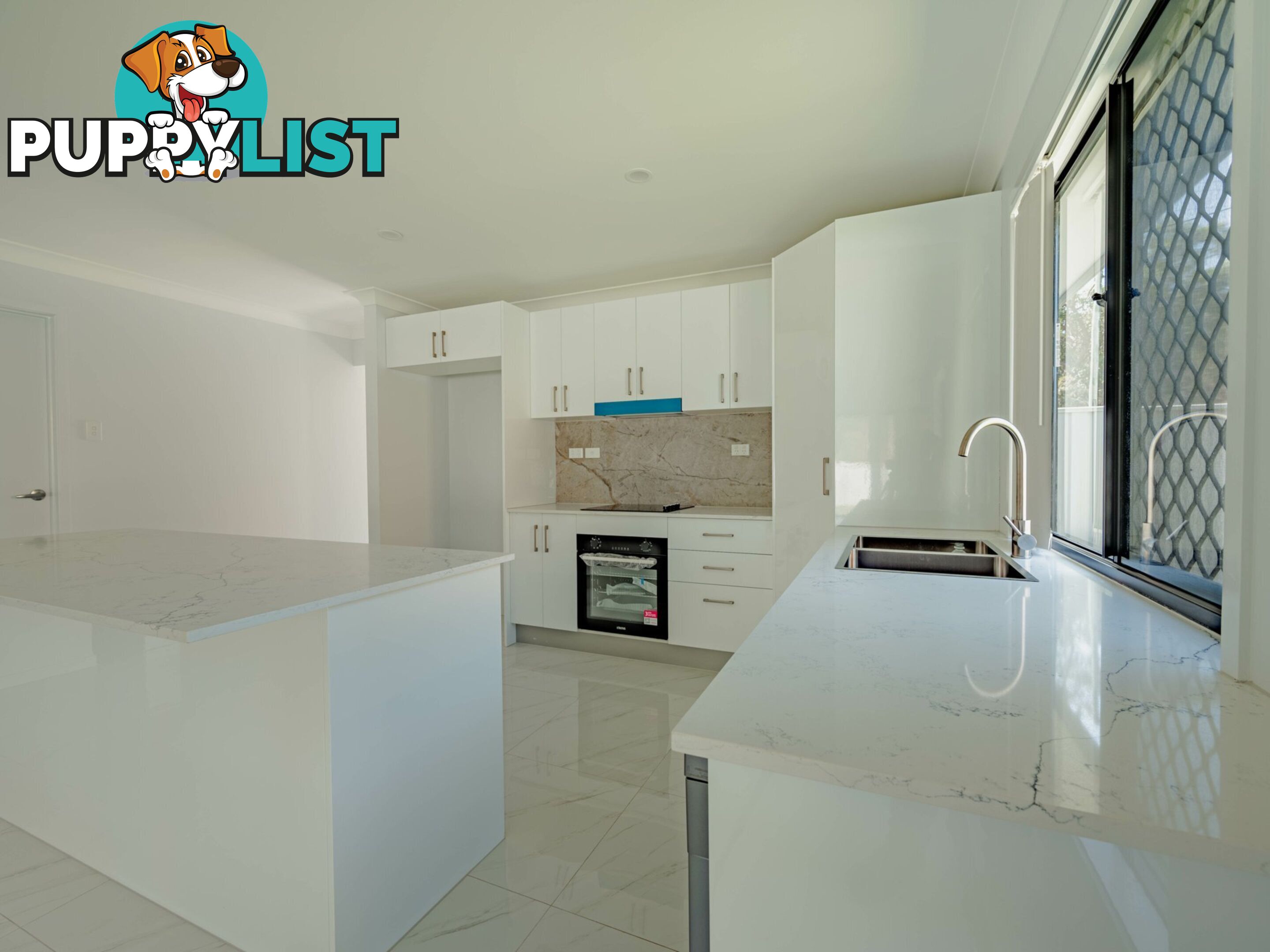 88 Minjerriba Road RUSSELL ISLAND QLD 4184