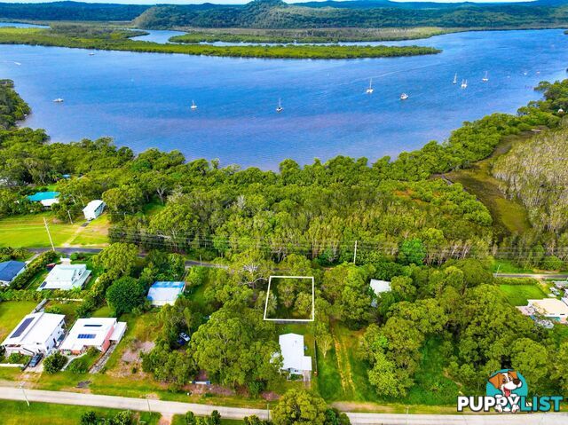 20 Inlet Avenue RUSSELL ISLAND QLD 4184