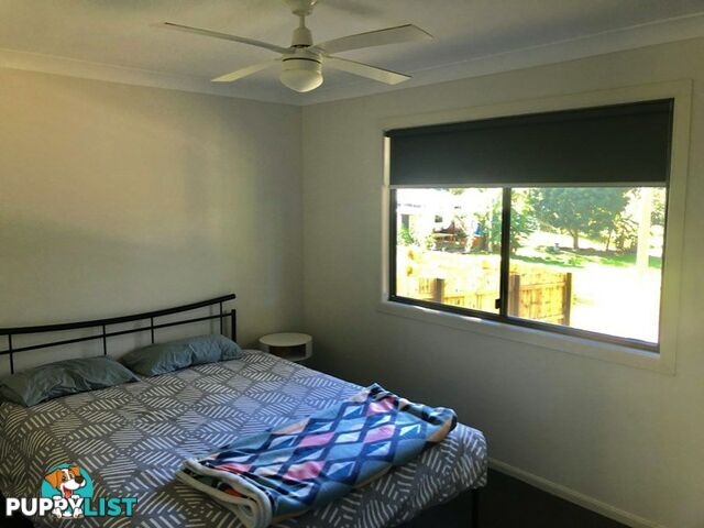 10 MAROONDAH STREET RUSSELL ISLAND QLD 4184