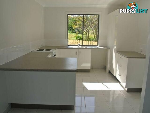 10 MAROONDAH STREET RUSSELL ISLAND QLD 4184