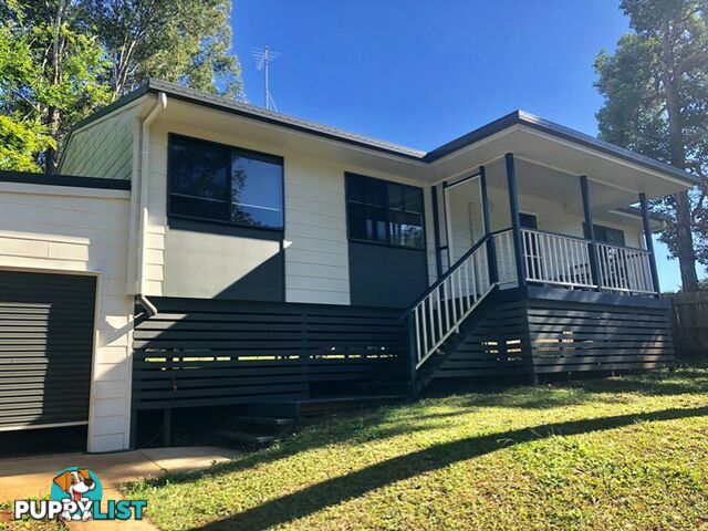 10 MAROONDAH STREET RUSSELL ISLAND QLD 4184