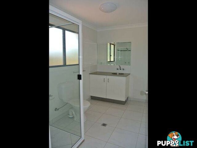 10 MAROONDAH STREET RUSSELL ISLAND QLD 4184