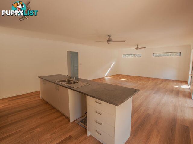 30 Rampart Dve RUSSELL ISLAND QLD 4184