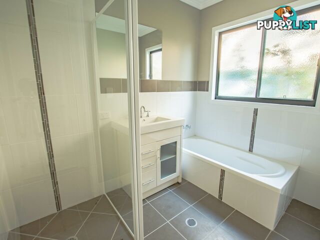30 Rampart Dve RUSSELL ISLAND QLD 4184