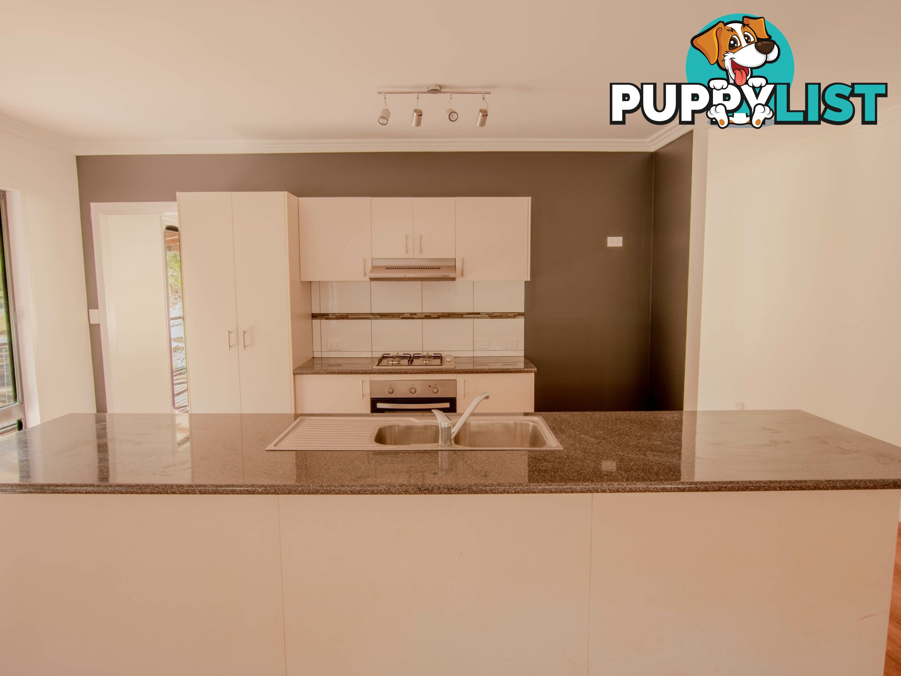 30 Rampart Dve RUSSELL ISLAND QLD 4184