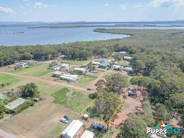 5 Petunia Street RUSSELL ISLAND QLD 4184