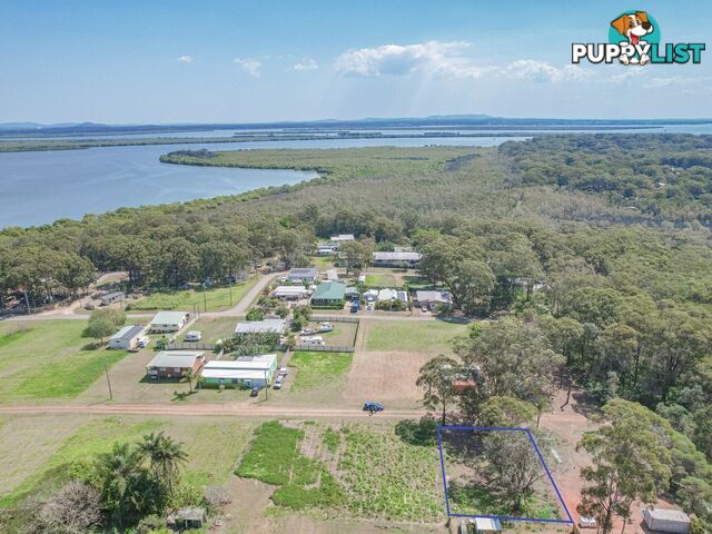 5 Petunia Street RUSSELL ISLAND QLD 4184