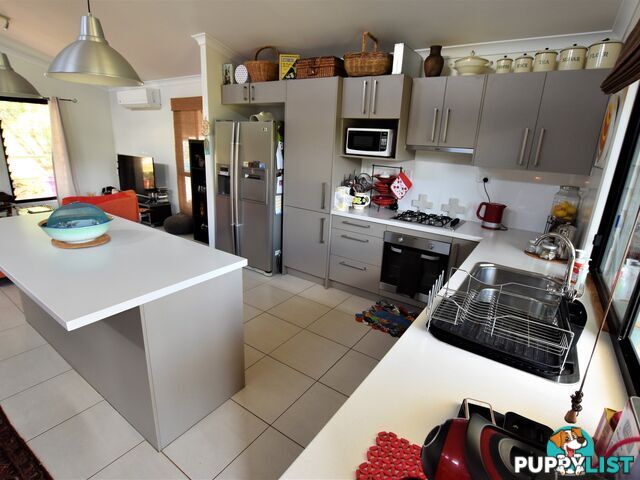28 Pharlap Street RUSSELL ISLAND QLD 4184