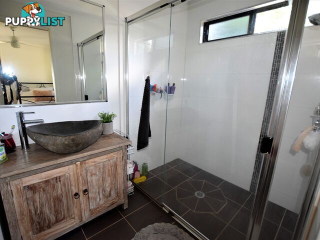 28 Pharlap Street RUSSELL ISLAND QLD 4184