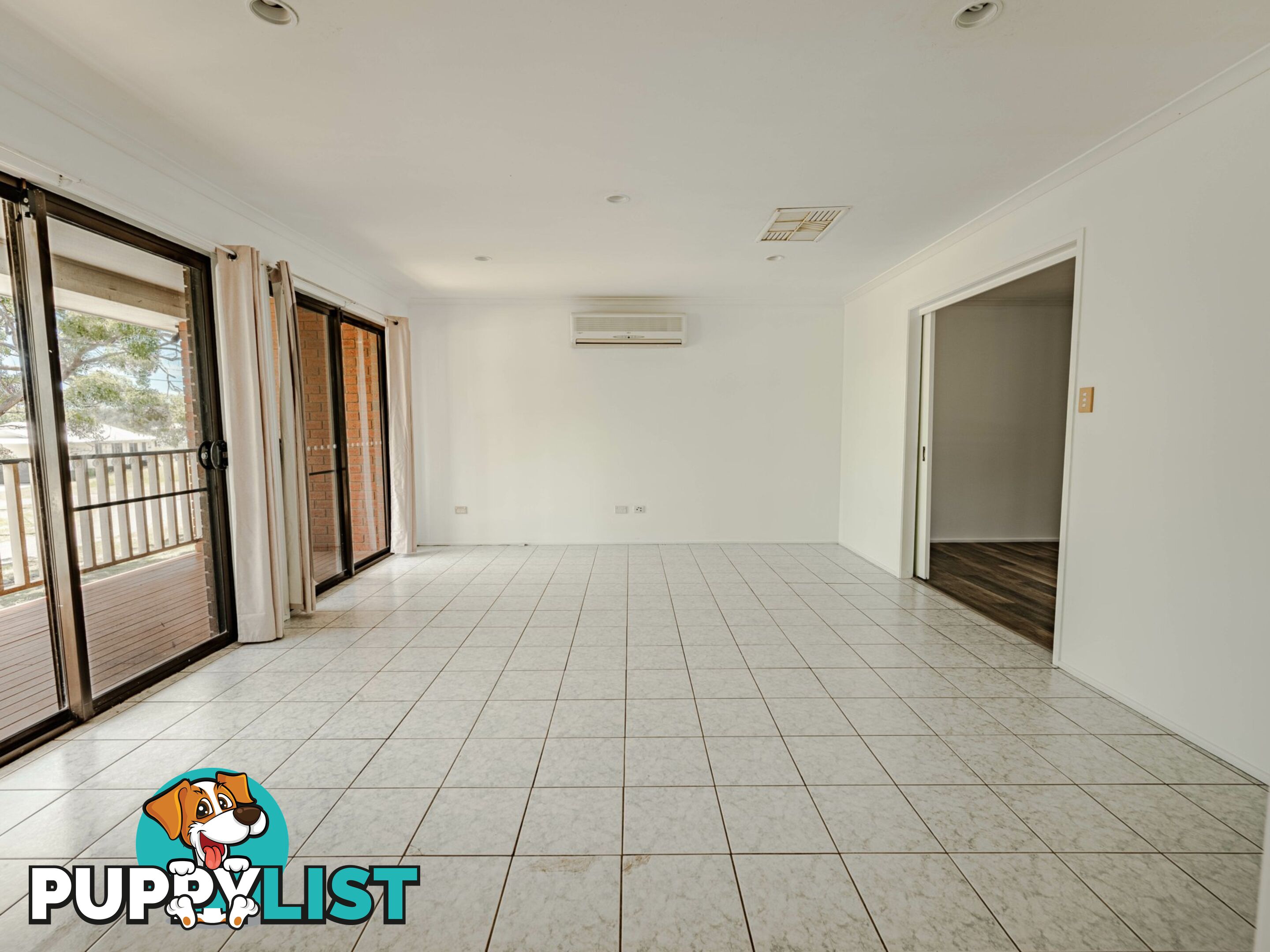 28 Woomera Street RUSSELL ISLAND QLD 4184