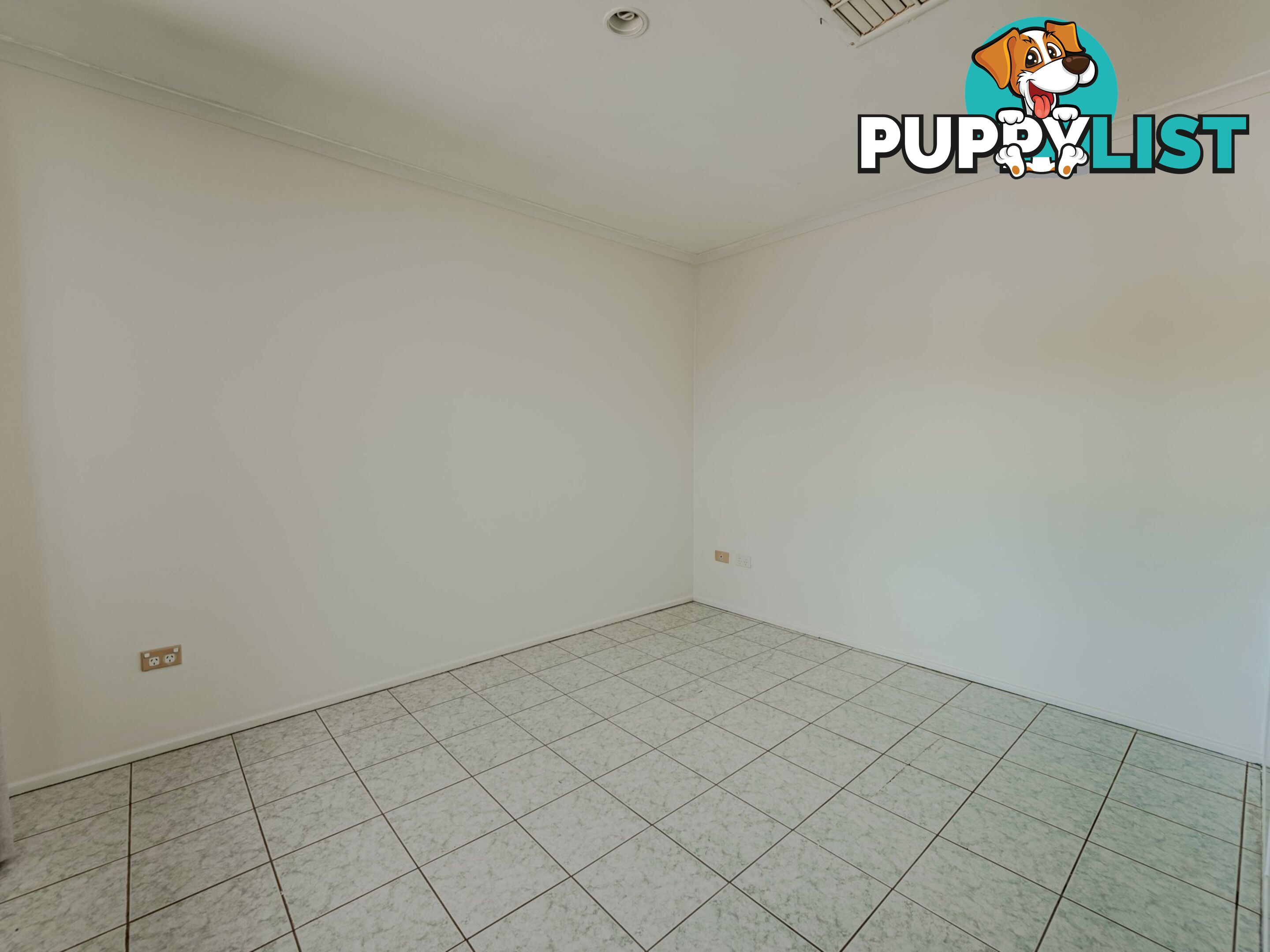 28 Woomera Street RUSSELL ISLAND QLD 4184