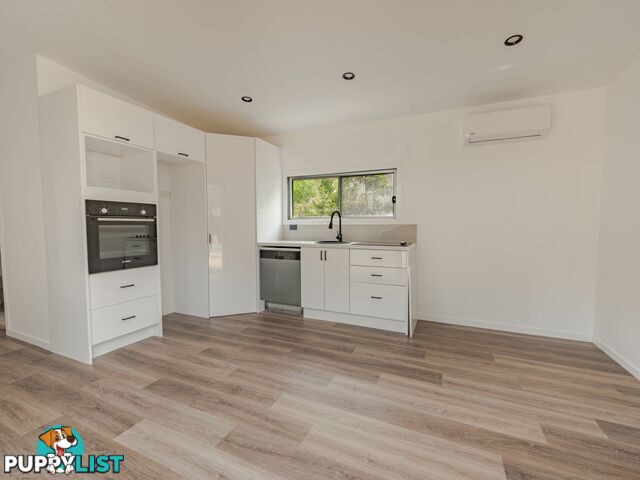 9 Glenfield Avenue RUSSELL ISLAND QLD 4184