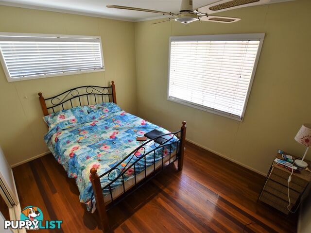 10 Roebuck Street RUSSELL ISLAND QLD 4184