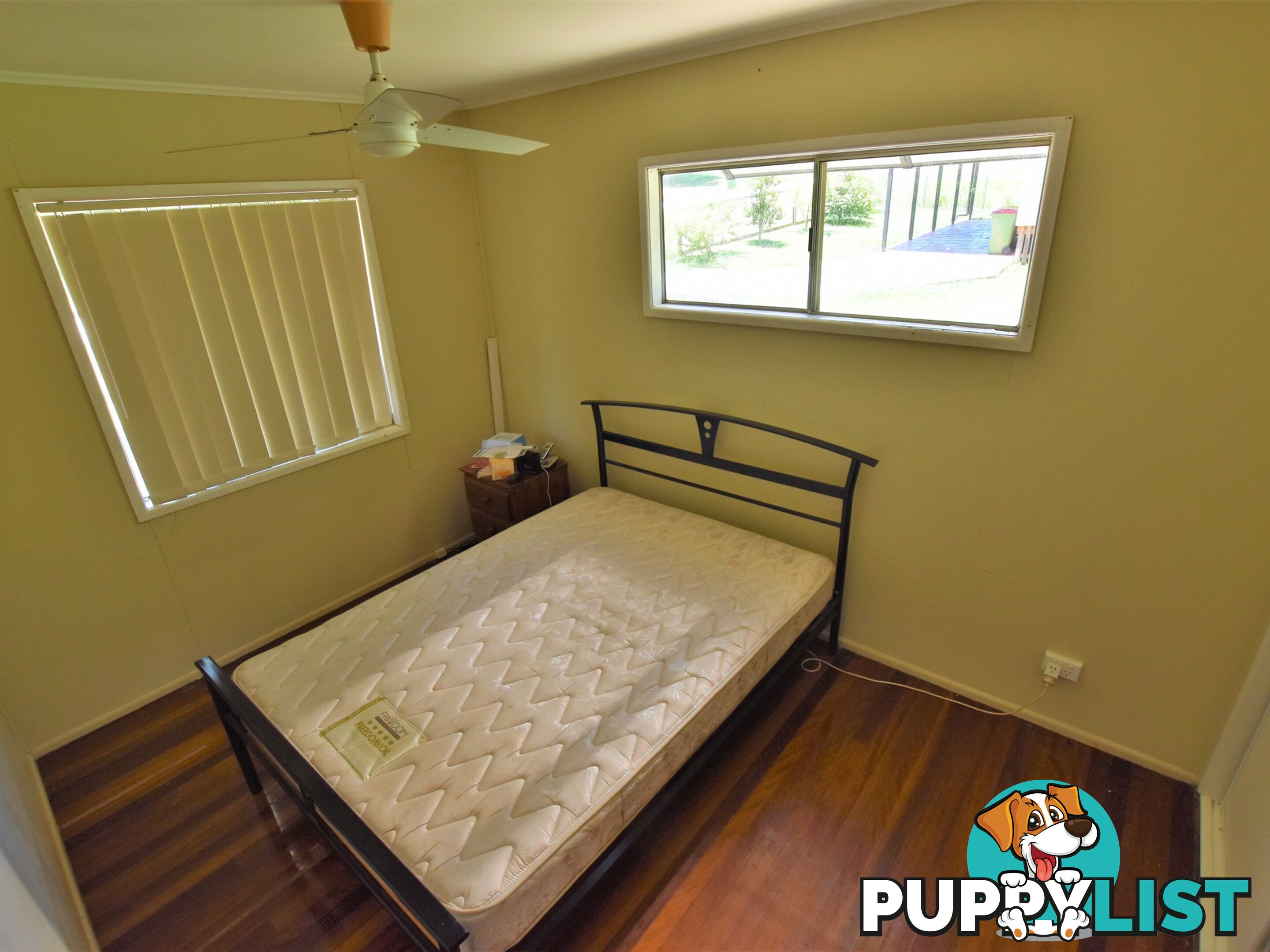 10 Roebuck Street RUSSELL ISLAND QLD 4184