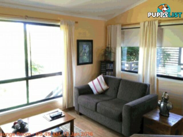 27 Highland Street RUSSELL ISLAND QLD 4184