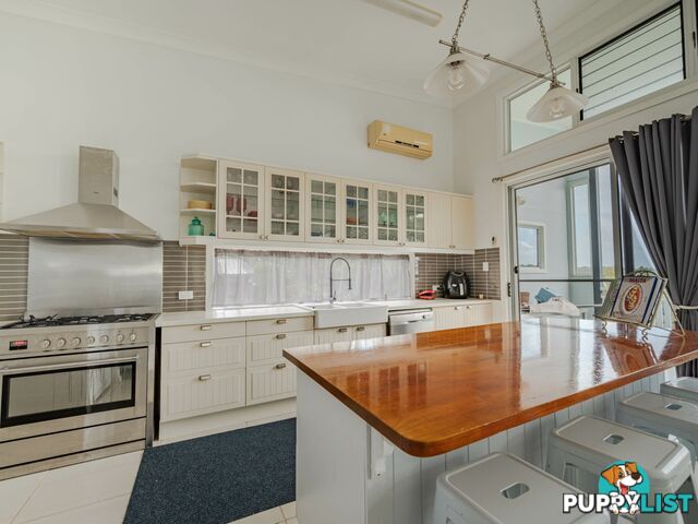 4 Hogan Court RUSSELL ISLAND QLD 4184