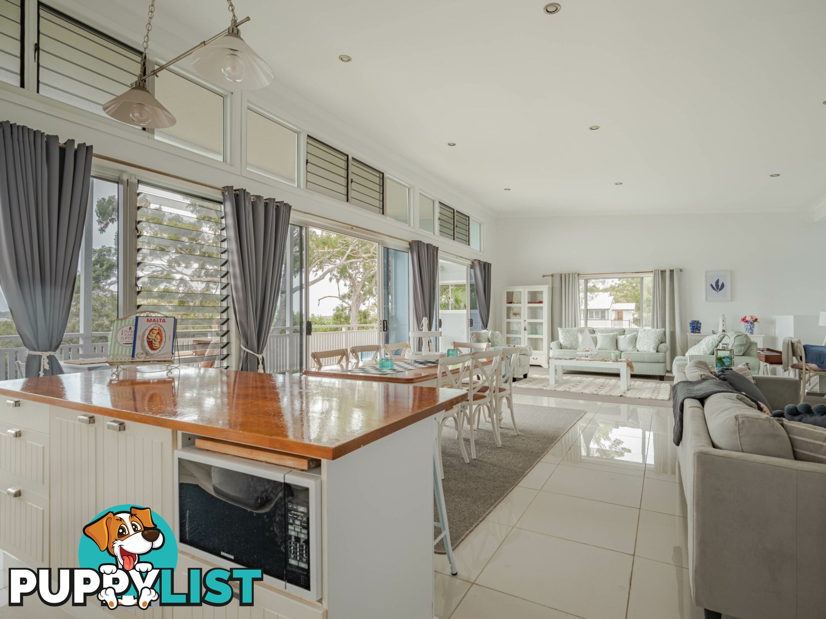 4 Hogan Court RUSSELL ISLAND QLD 4184