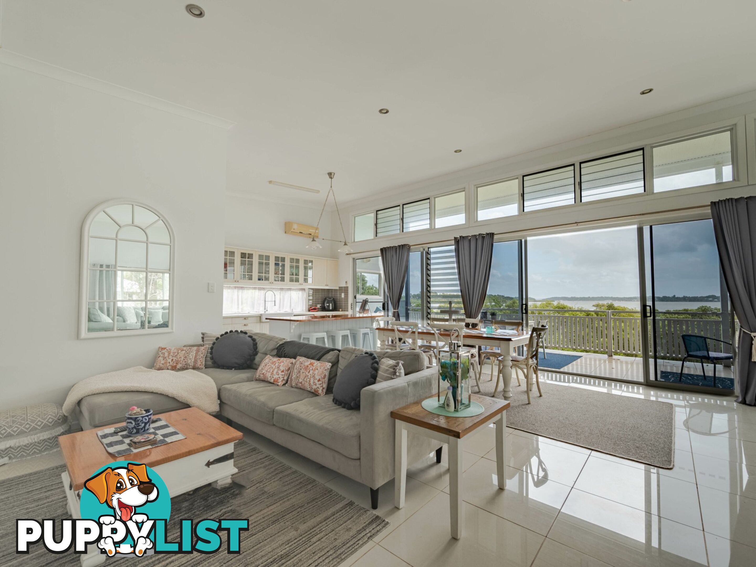 4 Hogan Court RUSSELL ISLAND QLD 4184